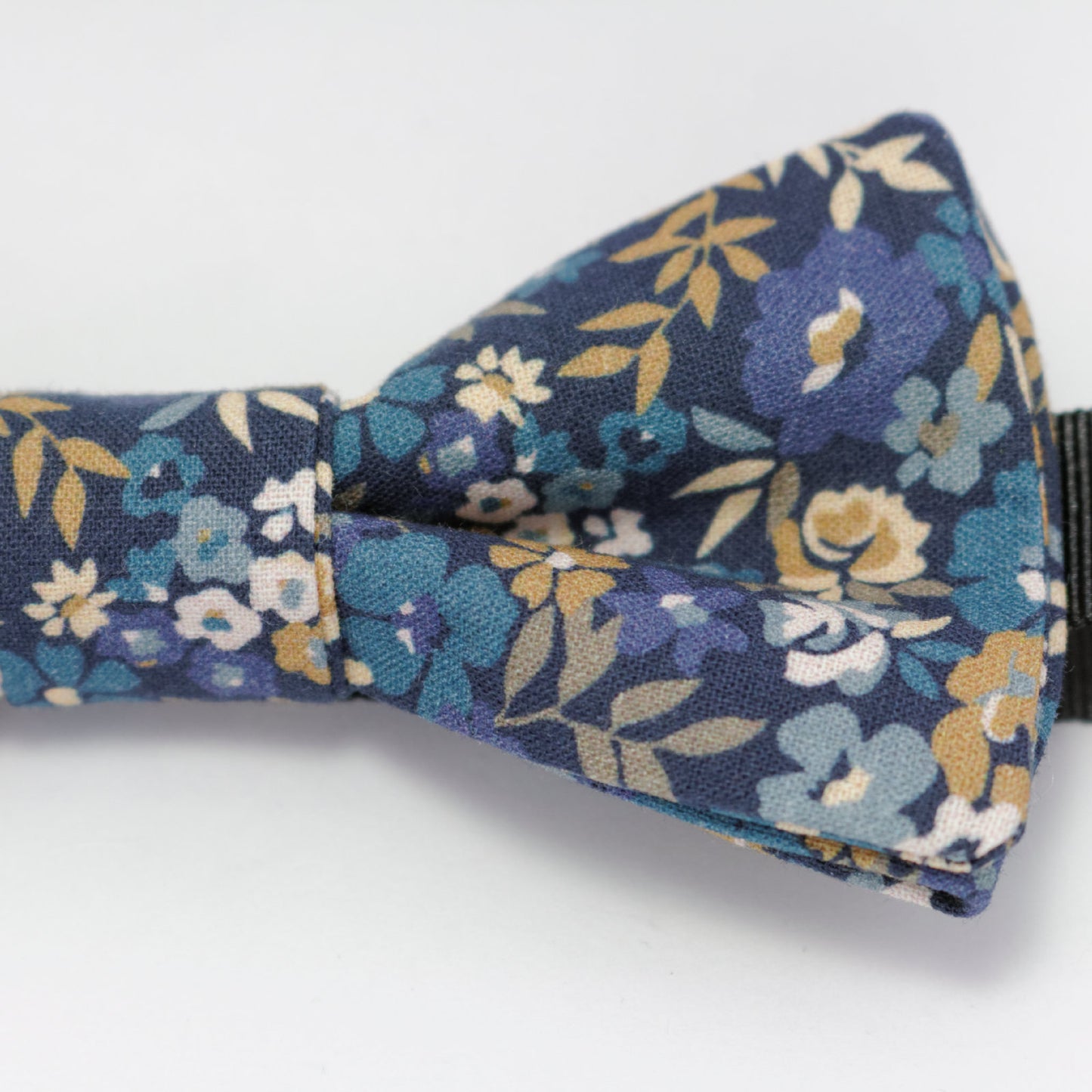 Noeud papillon bleu fleuri "Fleur bleue"