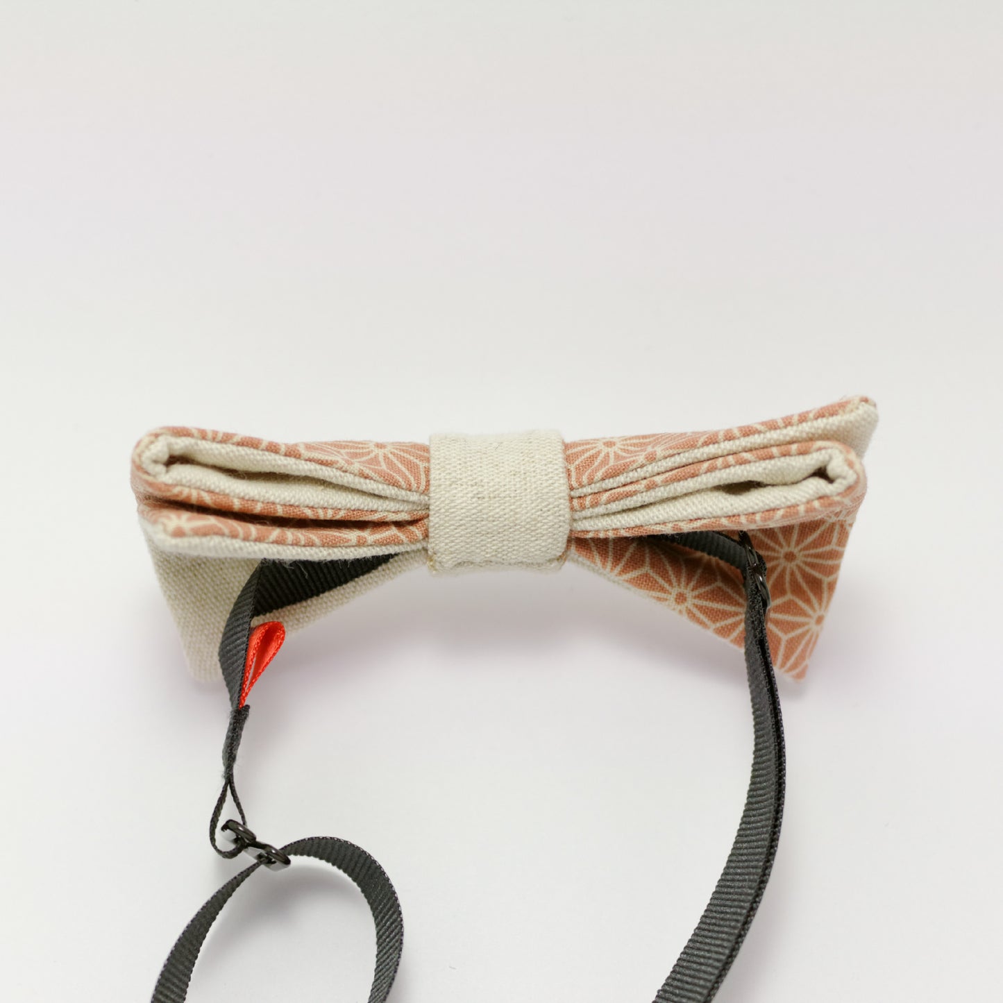 Noeud papillon motif japonais asanoha "Guerrier Gentilhomme Rose"