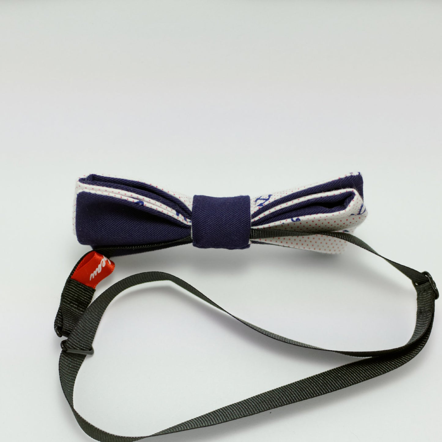 Noeud papillon blanc avec ancres marines "Yacht Club"