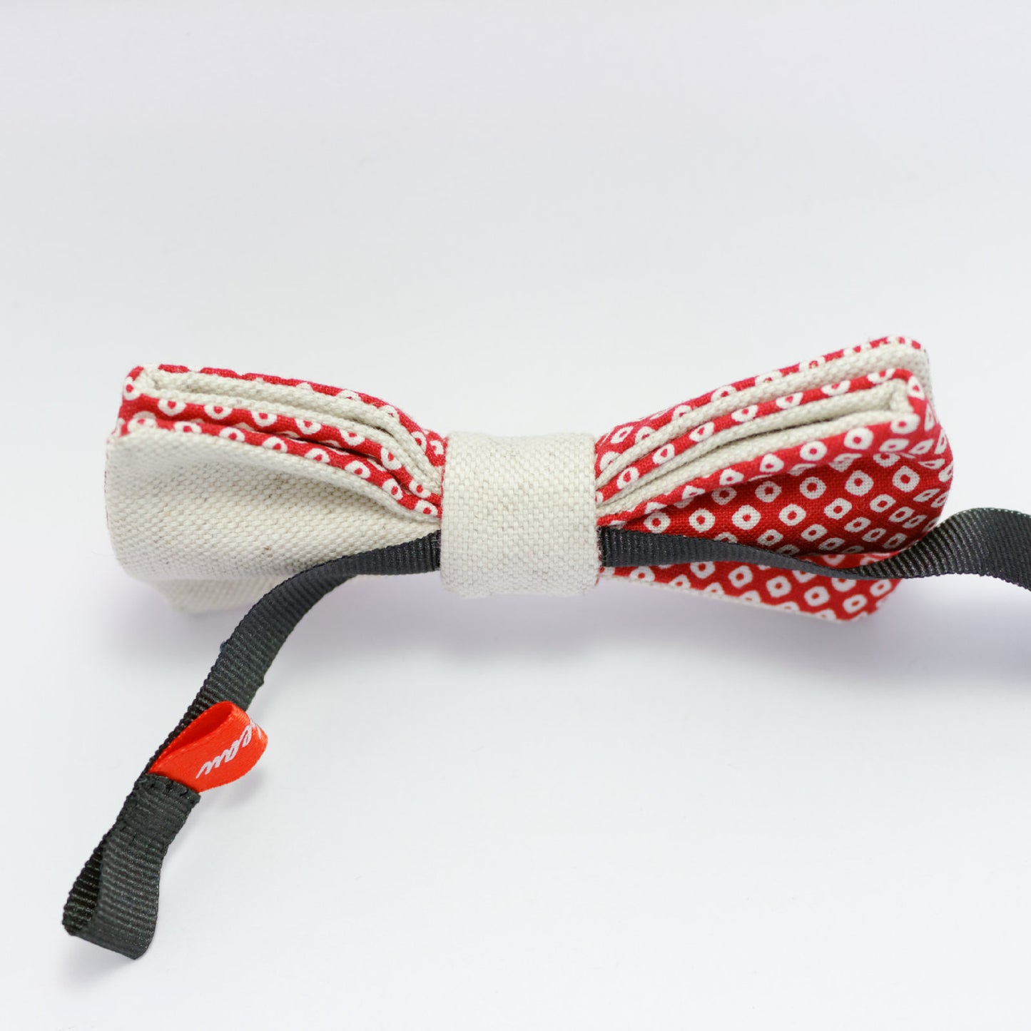 Noeud papillon rouge à pois shibori "Pois galant rouge"