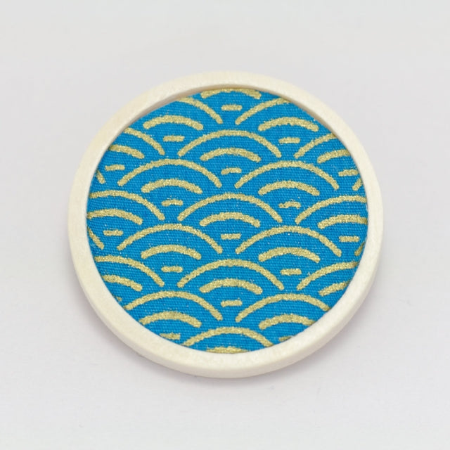 Broche vagues japonaises bleu